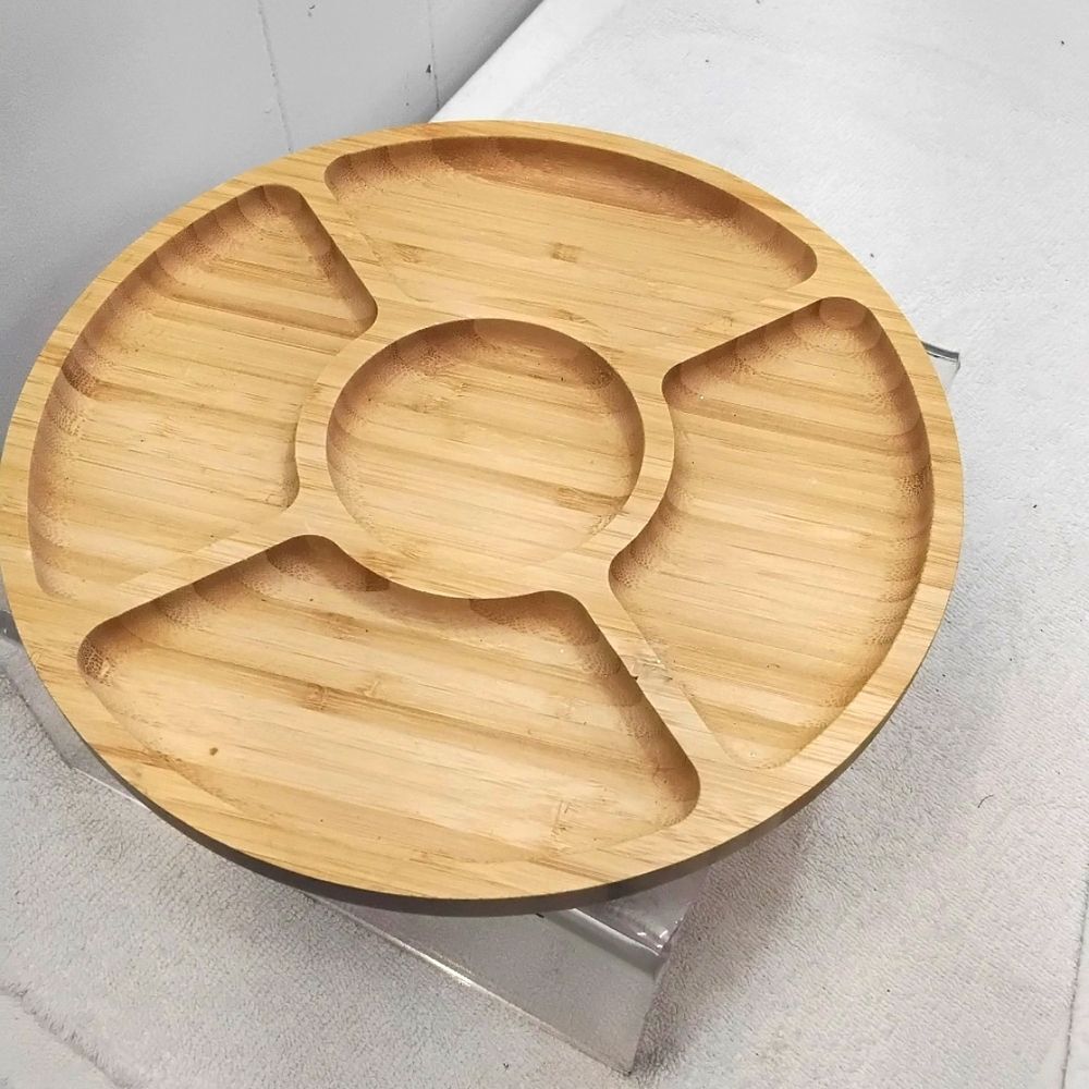 Round Woden dividd Srving Tray Bamboo